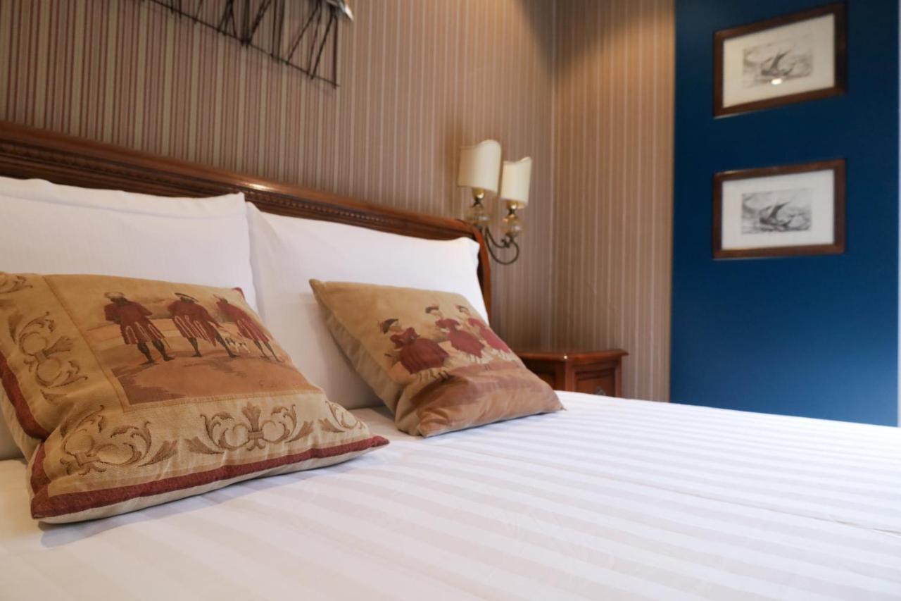 Hermitage Suites ซัสซารี ภายนอก รูปภาพ