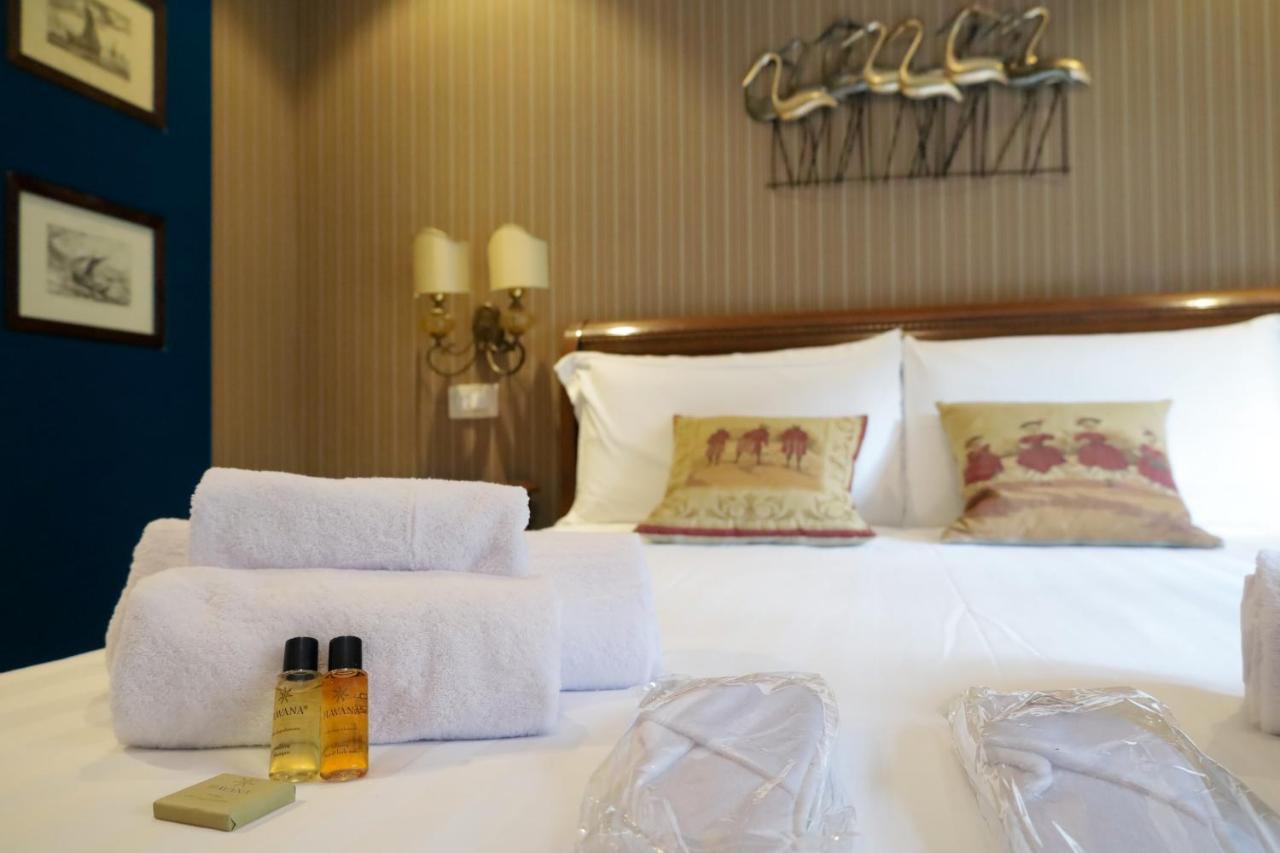 Hermitage Suites ซัสซารี ภายนอก รูปภาพ